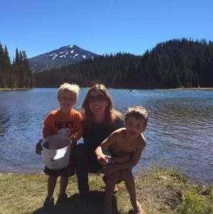 Meet your Posher, Carly